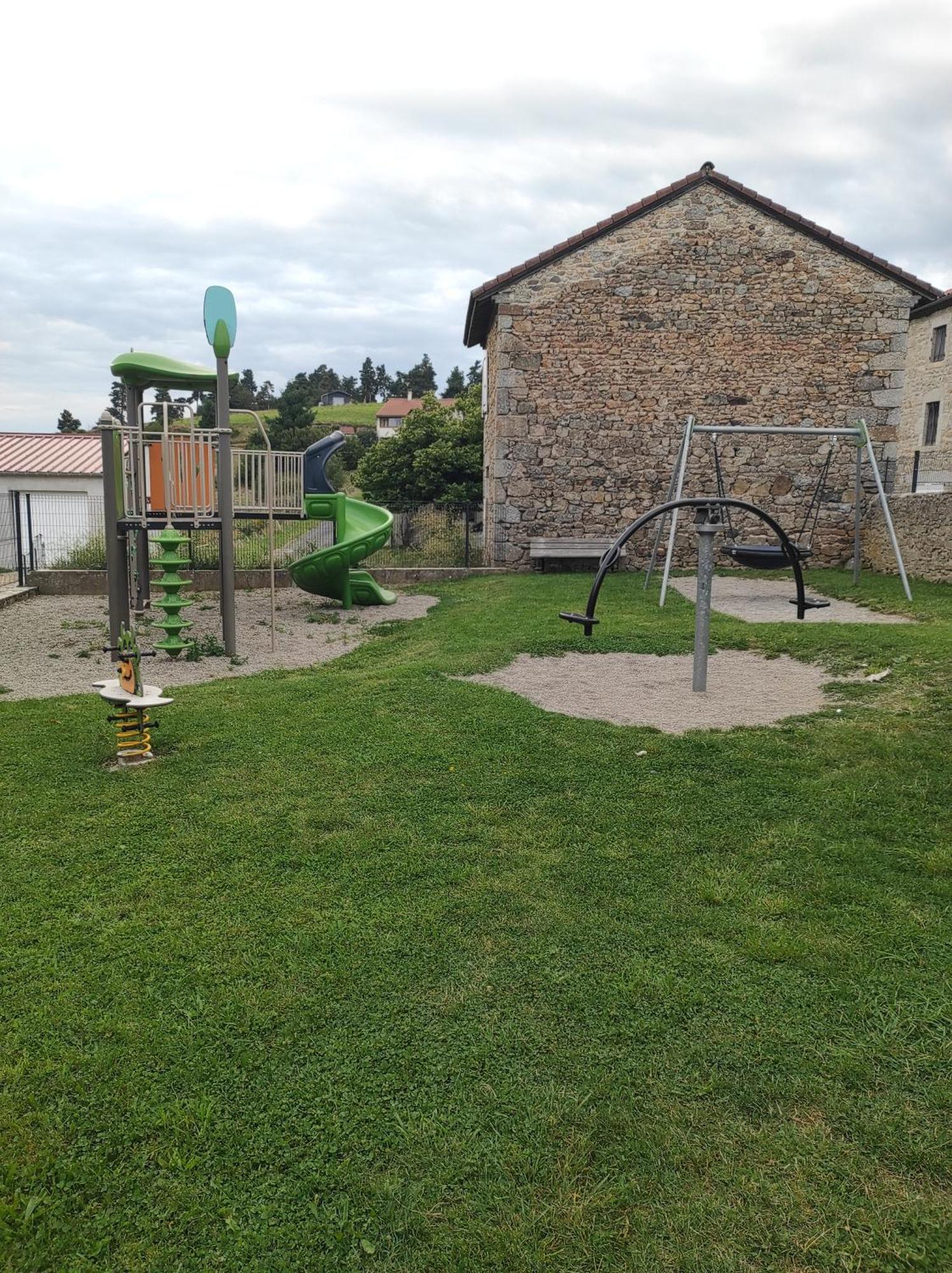 Appartement A La Campagne Venteuges エクステリア 写真